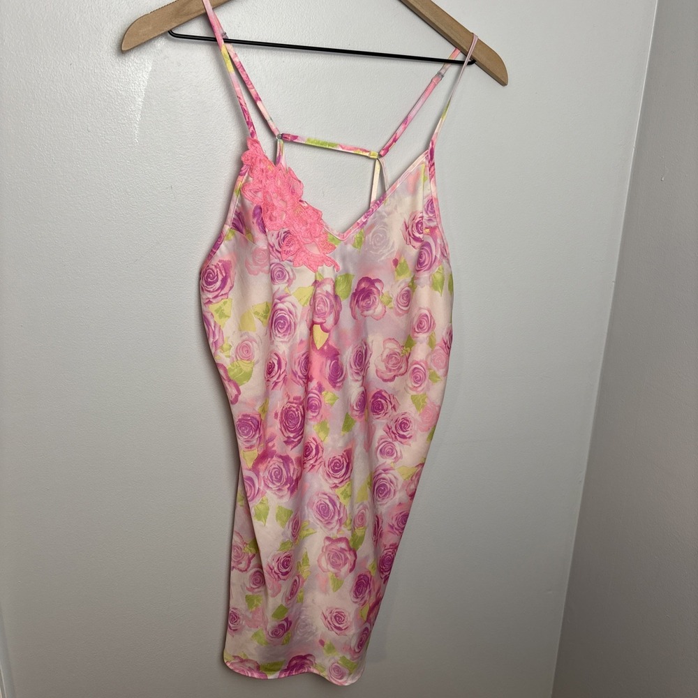 Betsey Johnson Women's Lace-Detail Cutout-Back‎ Satin Chemise Slip Size XS